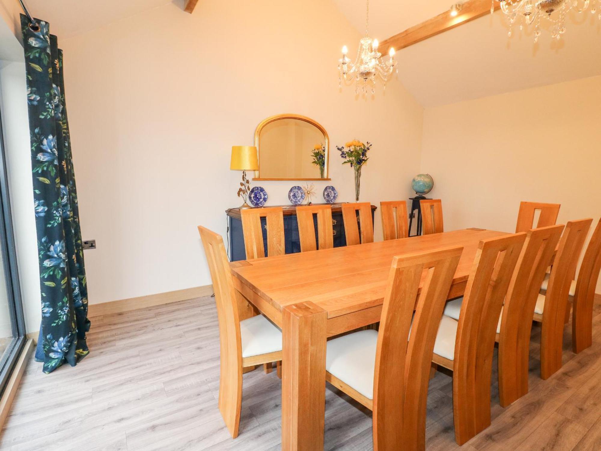 Вилла Fields Farm Draycott in the Moors Экстерьер фото